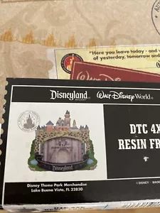 Walt Disneyland Disney World 4x6 Resin Castle Photo Frame Vintage Tinker bell - Picture 1 of 7