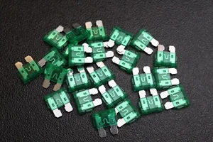 PAQUETE DE 25 FUSIBLES ATC 30 AMPERIOS ATO FUSIBLE HOJA ESTILO COCHE BARCO AUTOMOTRIZ AUTO ATC30 - Imagen 1 de 8