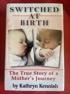 Switched At Birth Production gebraucht Requisitenbuch - Bild 1 von 2