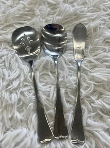 Oneida Patrick Henry Spoons Stainless Solid Slotted (Betty Crocker) And Spreader - Picture 1 of 3