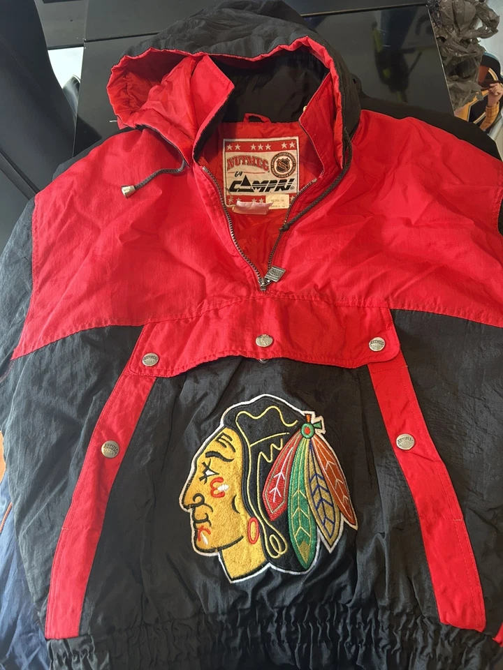 Chaqueta acolchada vintage Chicago Blackhawks Nutmeg Mills NHL años 90 talla mediana  Foto 1 de 4
