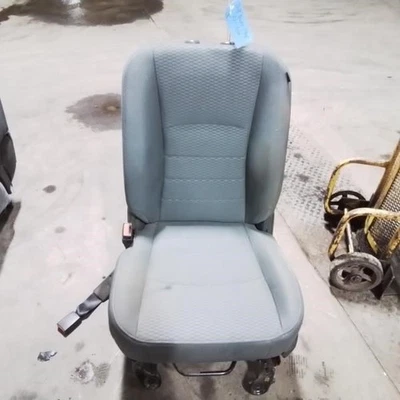 2018 DODGE RAM3500 Gray Cloth Passenger Right Side Front Manual Seat  - Imagem 1 de 4