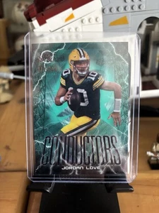 2024 Topps Resurgence # C-25 Jordan Love Aqua Surge/249 Green Bay Packers - Imagen 1 de 2