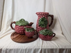 Jay Willfred Andrea by Sadek Red Grape Pitcher, Teapot, Sugar And Cream Vintage - Picture 1 of 10