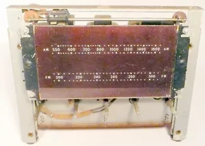 CAPEHART RADIO CHASSIS 31P4 - Funktioniert ein bisschen - spielt Phono - keine Sender - Low Vol - Bild 1 von 7