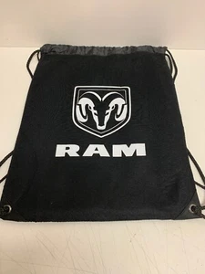 "Borsa sportiva Dodge Ram libro con cordini Cinch zaino in nylon borsa da palestra nera 14""x 19""" - Foto 1 di 7
