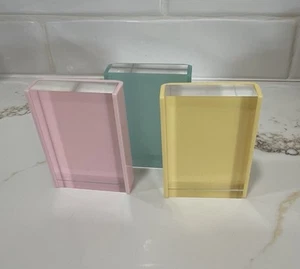 Set of Three Acrylic Pastel 2.5 X 3.5 Photo Frames - Picture 1 of 7
