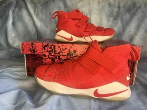 Talla 10 - Nike LeBron Soldier 11 Rojo Universitario - Imagen 1 de 9