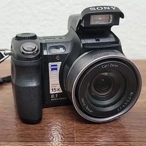 Sony DSC-H7 CyberShot Digital Camera 8.1MP Black As-Is Untested Parts Only - Picture 1 of 9