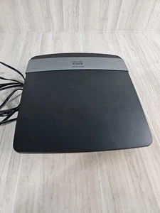 Cisco Linksys E2500 Dual Band N Router  - Picture 1 of 6