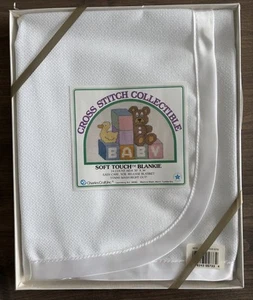 Nuovo Vintage Punto Croce Da Collezione Soft Touch Bianco Blankie 14 Pezzi 30” X 36” - Foto 1 di 3