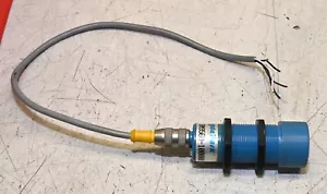 Hyde Park SM956A-10000 Ultrasonic Analog Sensor - Picture 1 of 1