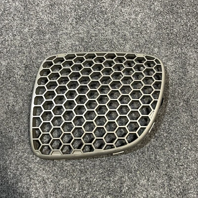 Pontiac Solstice 2006-2009 lado del conductor parrilla izquierda conjunto de inserción - plateado Foto 1 de 4