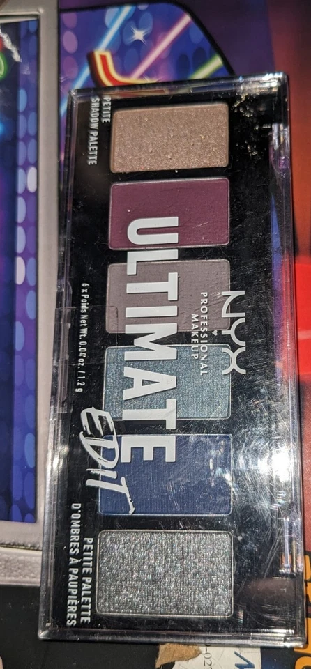 2 NYX Ultimate Edit Petite Shadow Palette Ash Uspp04