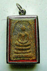 Altes Amulettbuddha Paang Samadhi In Der Indischen Pose Auf 3Stufigem Thron