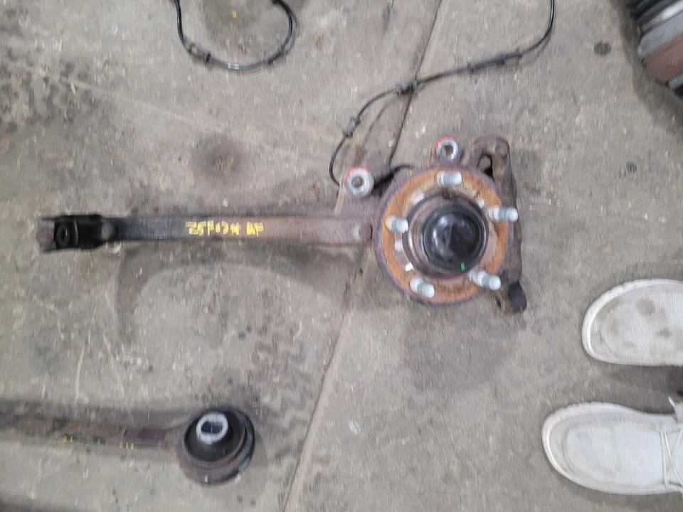 发球杆左前主轴/扣 SRT8 适合 05-10 12-14 300 1988926 — 第 1/1 张图片