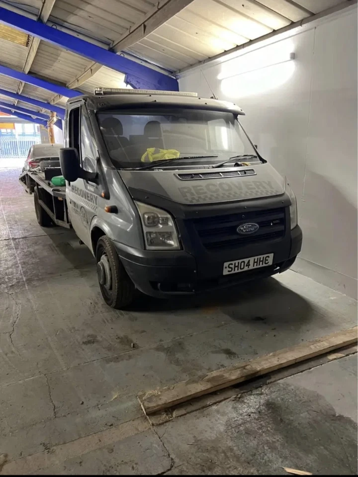 Transit Recovery Truck - Image 1 of 4