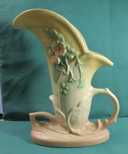 HULL WILDFLOWER W-10 8 1/2" CORNUCOPIA - Picture 1 of 5