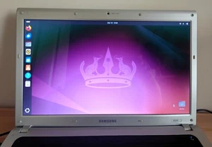 Samsung R520 15.6-inch Laptop LINUX - Picture 1 of 7