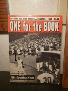 1967 The Sporting News Baseball - Official Records One For The Book: Willie Mays - Picture 1 of 5