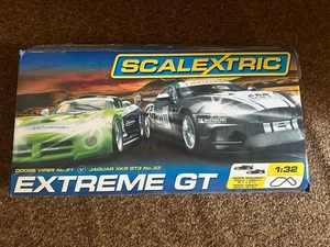 Scalextric extreme GT SET 1.32 comprend dodge viper n°21 et jaguar xkr gt3 n33 - Photo 1/11