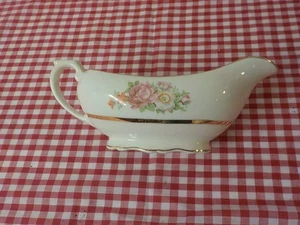 Canonsburg Pottery Keystone 7 Gravy boat - Picture 1 of 3