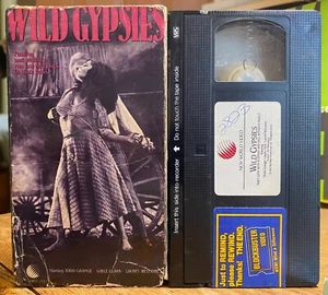 VHS Wild Gypsies 1985 New World Video Original Release OOP Horror GOOD - Foto 1 di 2