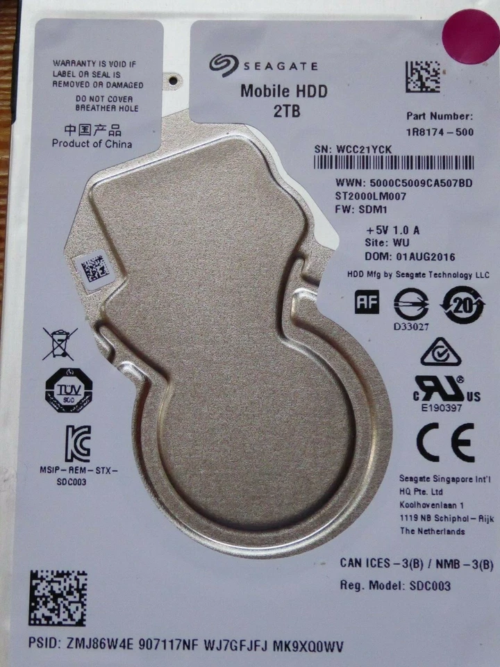 ST2000LM007 SN: WCC 1R8174-500 FW: SDM1 WU 01 AUG 2016 Preamp 82 12 Seagate 2TB - Bild 1 von 1