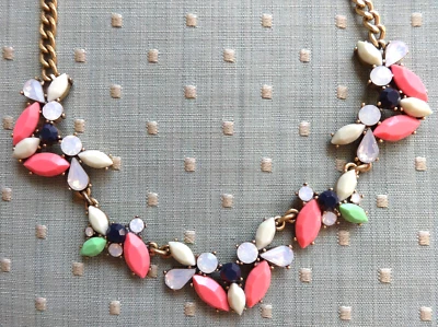 J. CREW 水钻水晶项链金色绿色蓝色珊瑚可爱 16 - 19 — 第 1/4 张图片