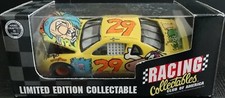 Steve Grissom #29 Cartoon Network 1/64 RCCA FLINTSTONES 1996 Chevy Monte Carlo