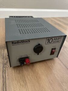 RADIO SHACK 22-506 10AMP 13.8 VDC Regulated Power Supply