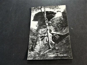 Stand Rock, Dells, Wisconsin -Unposted Kodak Real Photo Postcard (RPPC). - Picture 1 of 2