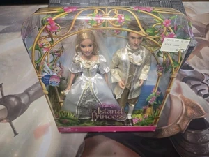 Barbie La Isla Princesa Rosella y Príncipe Antonio Conjunto de Boda Real - Imagen 1 de 5