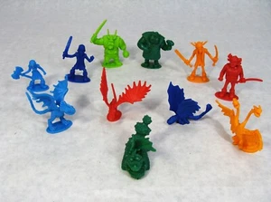 HOW TO TRAIN YOUR DRAGON MINI PLASTIC FIGURES CAKE TOPPER TOOTHLESS DECORATIONS - Picture 1 of 2