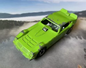 Redline Vega Bomb rare alt Light Green Flying Colors Hot Wheels 1975 Original! - Picture 1 of 6