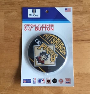 "Pin de botón oficial de 3,5"" Wincraft Pittsburgh Pirates MLB de colección nuevo en paquete sin abrir" - Imagen 1 de 2