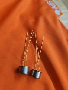 2 Pcs. NOS Texas Instruments JAN CGO 2N491A Transistor – Long Gold Leads - Picture 1 of 5