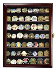 Challenge Münzvitrine 56 Stck. Kirsche Militärschrank Massivholz Schattenbox - Bild 1 von 9