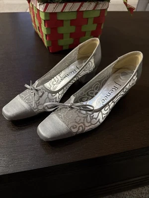 Zapatos de vestir para mujer J Renee talla 6,5 Merino malla brillante satinado plateado Foto 1 de 4