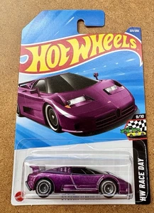 2025 Hot Wheels 94 Bugatti EB110 SS STH Super Treasure Hunt W/Protector💜💜💜 - Picture 1 of 6