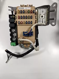 2000-2004 Subaru Outback Complete Interior Fuse Relay Box w/ Pigtails 2001 2002 - Picture 1 of 8