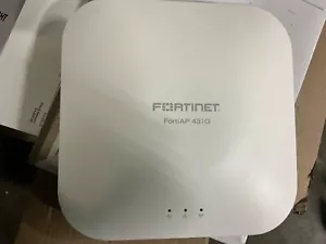 Fortinet FAP-431G Tri Band 802.11ax Wireless Access Point GETESTET - Bild 1 von 2