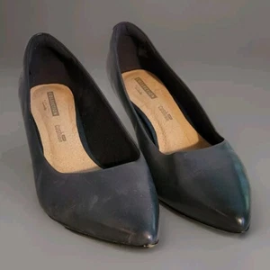 Clarks Collection Soft Cushion Black Leather Pumps Heels Women's 7 W - Picture 1 of 5