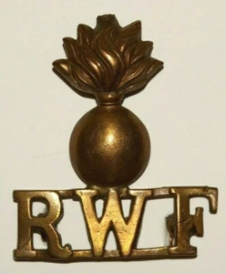 INSIGNIAS DE GORRA MILITAR BRITÁNICA, Los Oficiales Reales Galeses Cuello Insignia - Imagen 1 de 2