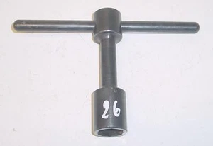 Clé hexagone de 26 - Ø extérieur 37 mm - Hauteur 155 mm - NEUVE - Picture 1 of 1