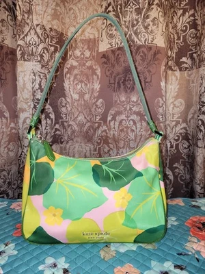 Kate Spade Sam Nylon Cucumber Floral Printed Small Shoulder Bag Summer Spring - Imagem 1 de 4