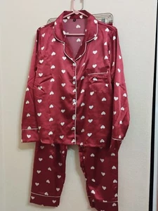 Red satin heart pajama set size M (8-10) - Bild 1 von 3