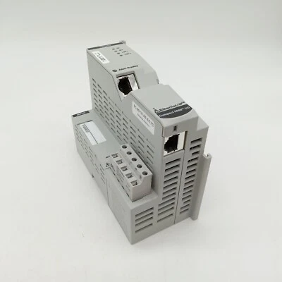 Adaptador compacto 5000 EtherNet/IP Allen-Bradley 5069-AENTR Foto 1 de 4