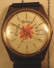 Working 1982 Fiesta Bowl NCAA football players watch Penn St. beat USC 26-10