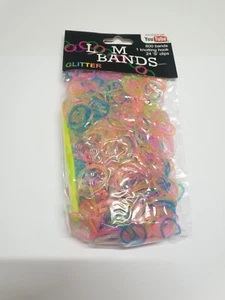 Bandas de telar brillo - 600 bandas, 1 gancho de anudación y 24 clips S SOLO £2.75 - Imagen 1 de 12